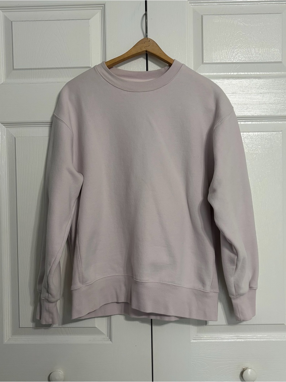 Aritzia TNA Cozy Fleece Boyfriend Sweater